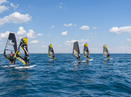 Windsurf (planche à voile), si vous débutez ou si vous avez moins de 10 ans venez plutôt en matinée. - 2026